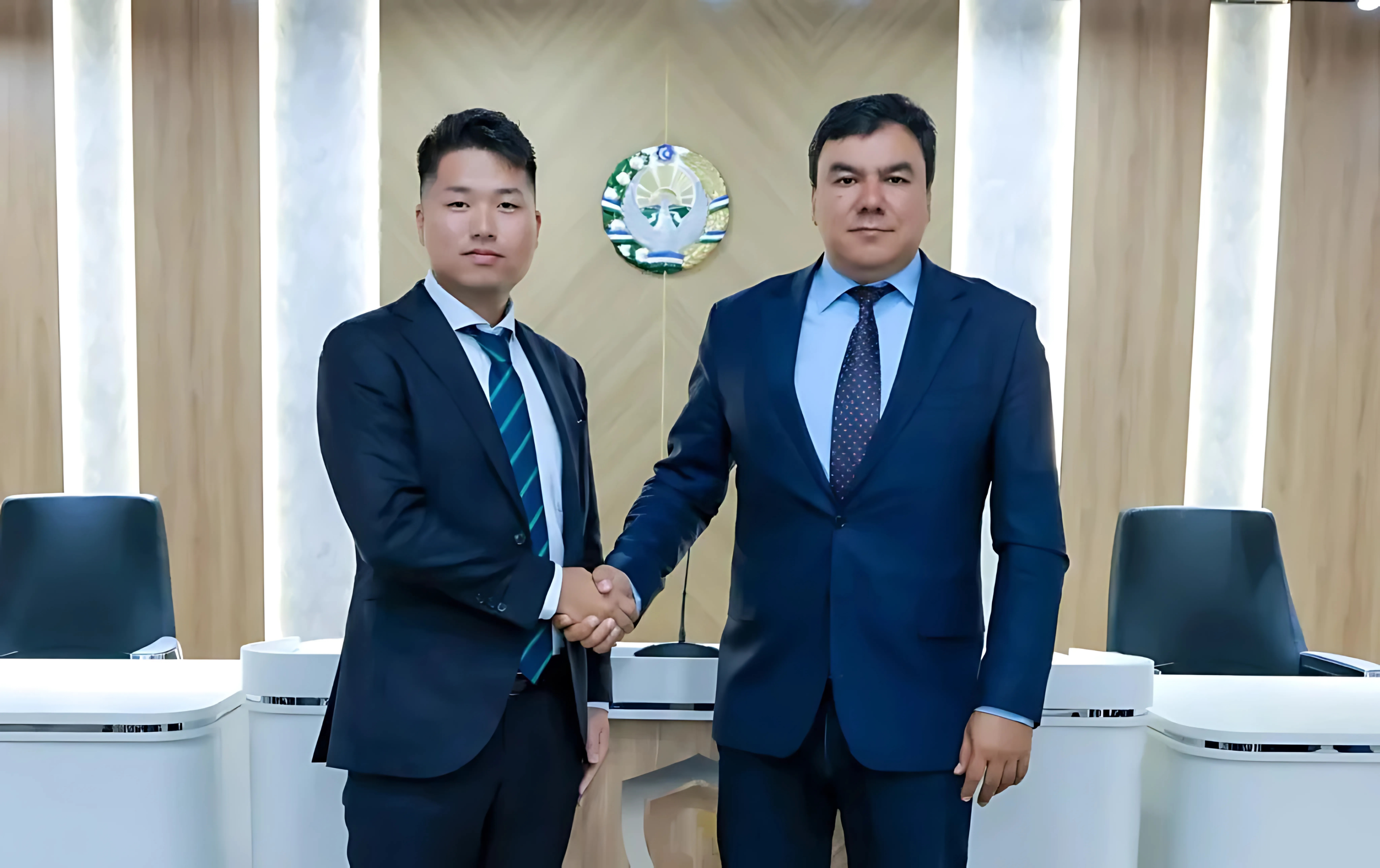 社長とウズベキスタン大臣